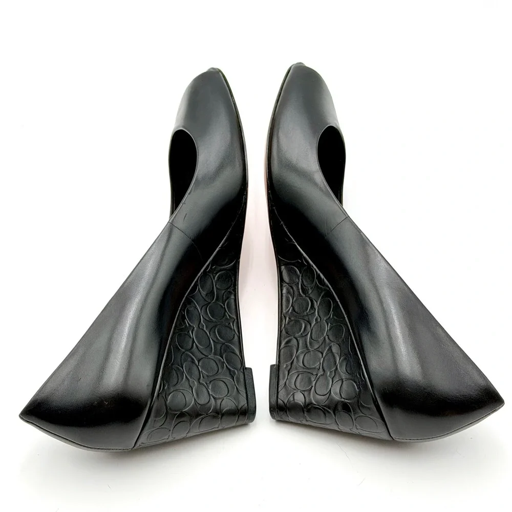 Coach Black Leather Peep Toe Wedge Pumps Embossed Logo Heel 7.5B - Picture 4 of 9